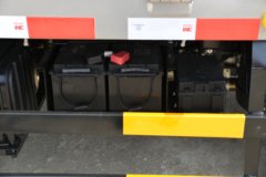 东风多利卡康路威 2.5L柴油 150马力 万里扬5档 4.2米单排仓栅式轻卡