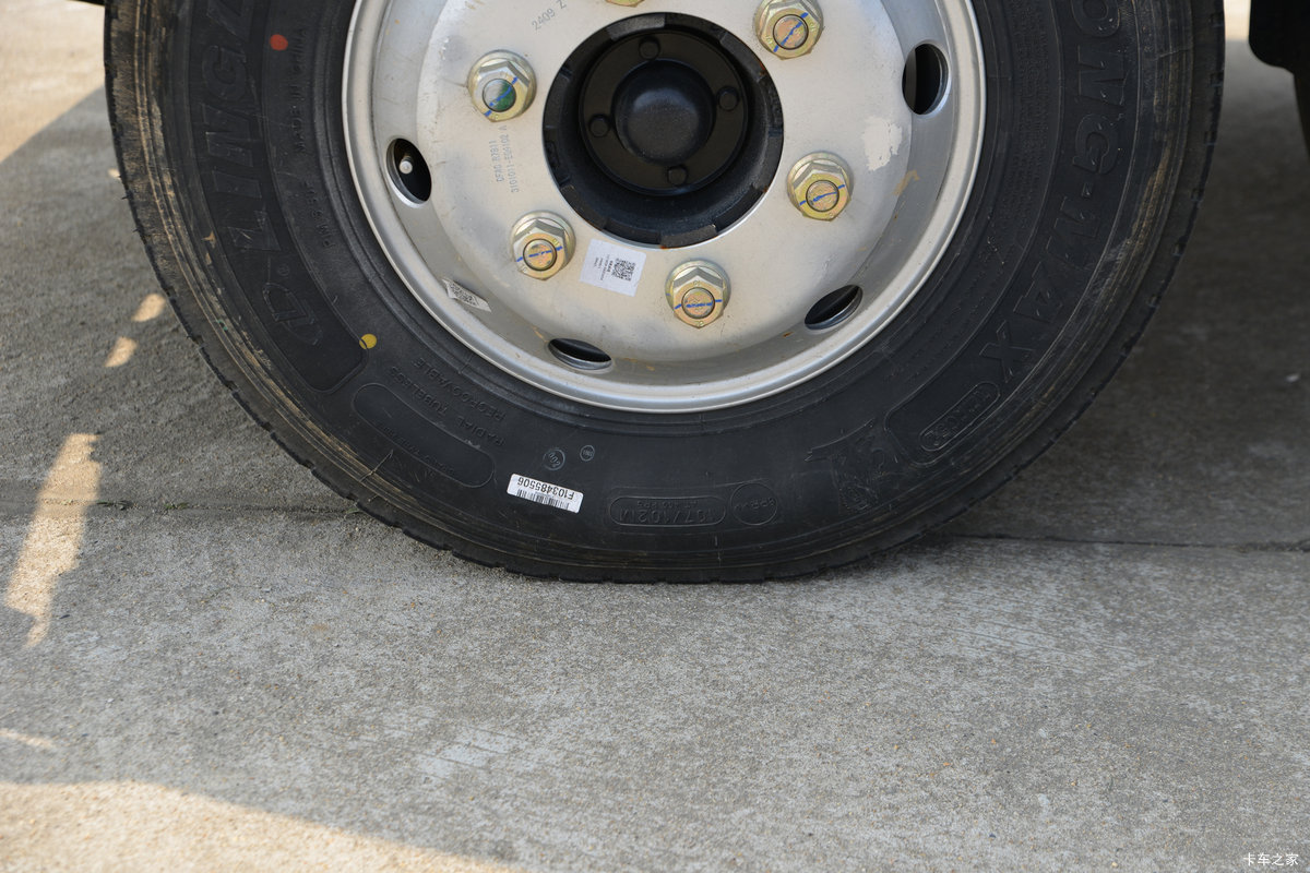 ���������D6-L ���� 180���� 4.17�׵�����ʽ�Ῠ����                                                