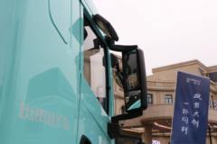 零一汽车 小满400Z 标载版 6X4 纯电动牵引车 中创新航422.87kWh