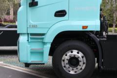 零一汽车 小满400Z 标载版 6X4 纯电动牵引车 中创新航422.87kWh