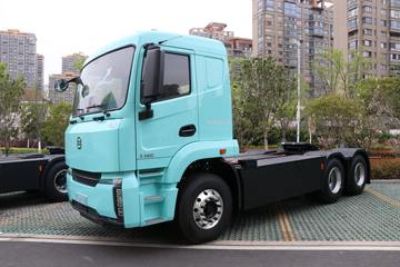 小满&nbsp;电动牵引车外观图片