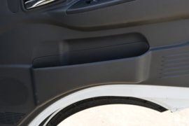 多利卡D6&nbsp;载货车驾驶室                                               图片