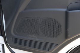 多利卡D6&nbsp;载货车驾驶室                                               图片