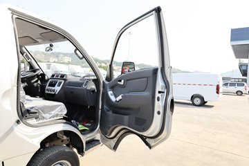 ����ɷ� EV180 3.5T 3.79�׵��Ŵ��綯��դʽ΢��53.58kWhͼƬ