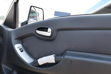 ����ɷ� EV180 3.5T 3.79�׵��Ŵ��綯��դʽ΢��53.58kWhͼƬ