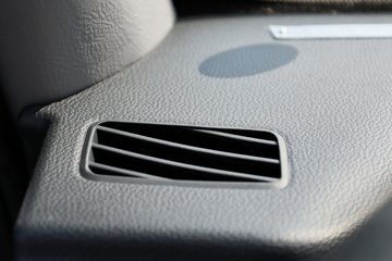 ����ɷ� EV180 3.5T 3.79�׵��Ŵ��綯��դʽ΢��53.58kWhͼƬ