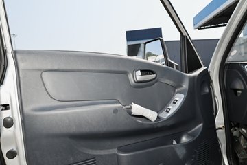 ����ɷ� EV180 3.5T 3.79�׵��Ŵ��綯��դʽ΢��53.58kWhͼƬ