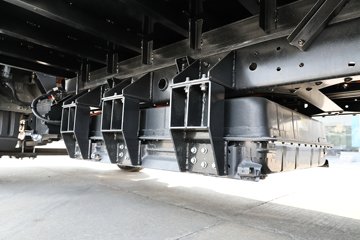 ����ɷ� EV180 3.5T 3.79�׵��Ŵ��綯��դʽ΢��53.58kWhͼƬ