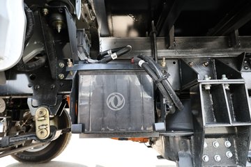 ����ɷ� EV180 3.5T 3.79�׵��Ŵ��綯��դʽ΢��53.58kWhͼƬ