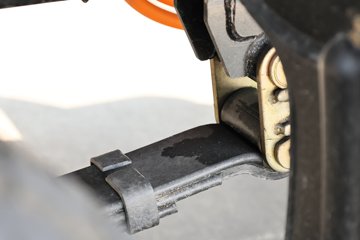 ����ɷ� EV180 3.5T 3.79�׵��Ŵ��綯��դʽ΢��53.58kWhͼƬ