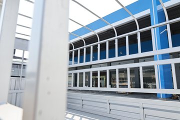 ����ɷ� EV180 3.5T 3.79�׵��Ŵ��綯��դʽ΢��53.58kWhͼƬ