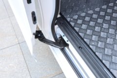 东风 睿立达V8E 2025款 2座 纯电动封闭货车 中创新航50.38kWh 东风 睿立达V8E 2025款 2座 纯电动封闭货车 中创新航50.38kWh