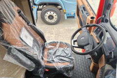 陕汽康明斯 龙骁H 7.0L柴油 350马力 4X2 AMT自动档 9.5米翼展式载货车