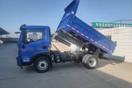 风驰&nbsp;自卸车外观                                                图片