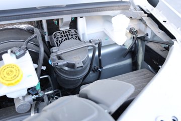 ����ɷ� ����V9+ 2023�� 136���� 2.0T���� 7�� �Զ�ǰ�� �����ж� ���ͼƬ