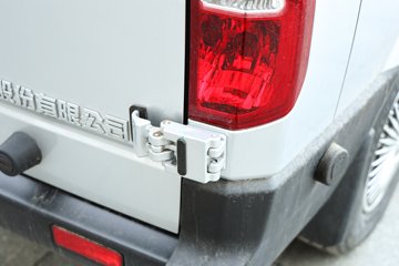 ����ɷ� ����V9+ 2023�� 136���� 2.0T���� 7�� �Զ�ǰ�� �����ж� ���ͼƬ