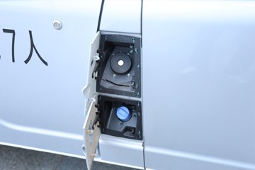 ����ɷ� ����V9+ 2023�� 136���� 2.0T���� 7�� �Զ�ǰ�� �����ж� ���ͼƬ