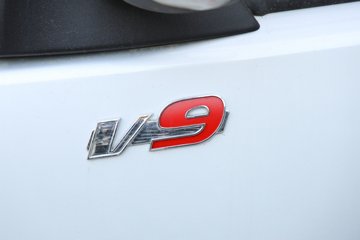 ����ɷ� ����V9+ 2023�� 136���� 2.0T���� 7�� �Զ�ǰ�� �����ж� ���ͼƬ