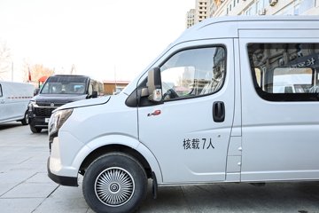 ����ɷ� ����V9+ 2023�� 136���� 2.0T���� 7�� �Զ�ǰ�� �����ж� ���ͼƬ