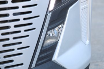 ����ɷ� ����V9+ 2023�� 136���� 2.0T���� 7�� �Զ�ǰ�� �����ж� ���ͼƬ