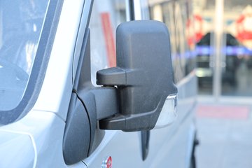 ����ɷ� ����V9+ 2023�� 136���� 2.0T���� 7�� �Զ�ǰ�� �����ж� ���ͼƬ