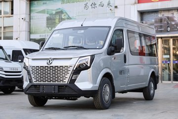 ����ɷ� ����V9+ 2023�� 136���� 2.0T���� 7�� �Զ�ǰ�� �����ж� ���ͼƬ