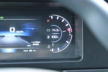 ����ɷ� ����V9+ 2023�� 136���� 2.0T���� 7�� �Զ�ǰ�� �����ж� ���ͼƬ