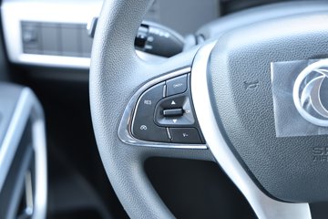 ����ɷ� ����V9+ 2023�� 136���� 2.0T���� 7�� �Զ�ǰ�� �����ж� ���ͼƬ