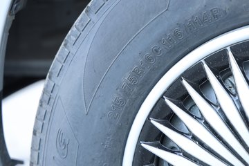 ����ɷ� ����V9+ 2023�� 136���� 2.0T���� 7�� �Զ�ǰ�� �����ж� ���ͼƬ