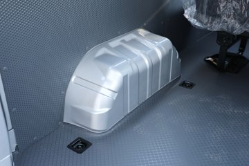 ����ɷ� ����V9+ 2023�� 136���� 2.0T���� 7�� �Զ�ǰ�� �����ж� ���ͼƬ