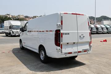 睿立达V5 电动封闭厢货外观图片