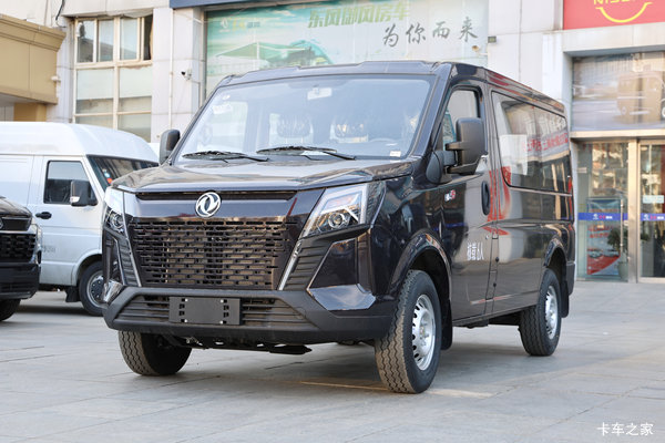 东风御风V9+ 2026款 2T柴油 136马力 6座 AT自动 短轴低顶 轻客