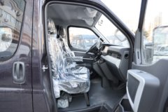 东风股份 御风V9+ 2023款 136马力 2.0T柴油 6座 手动前驱 短轴低顶 轻客