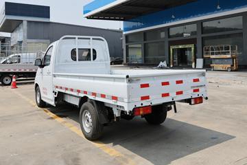����;��T7E 3.1�׵��Ŵ��綯����΢�� �д��º�41.86kWhͼƬ