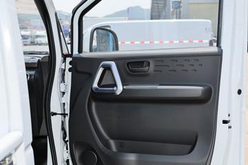 ����;��T7E 3.1�׵��Ŵ��綯����΢�� �д��º�41.86kWhͼƬ