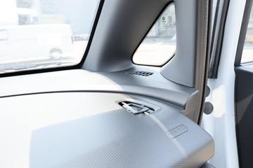 ����;��T7E 3.1�׵��Ŵ��綯����΢�� �д��º�41.86kWhͼƬ