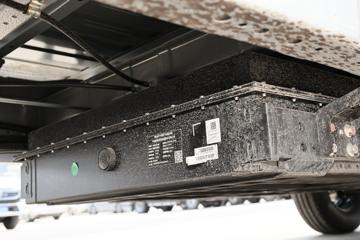 ����;��T7E 3.1�׵��Ŵ��綯����΢�� �д��º�41.86kWhͼƬ