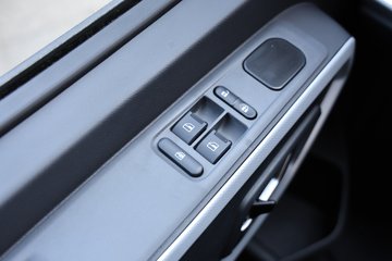 御风&nbsp;VAN/轻客驾驶室图片