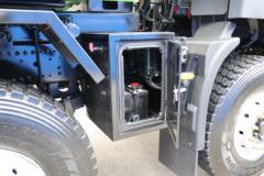 宇通重卡 31T 8X4 8米纯电动自卸车 宁德时代400kWh