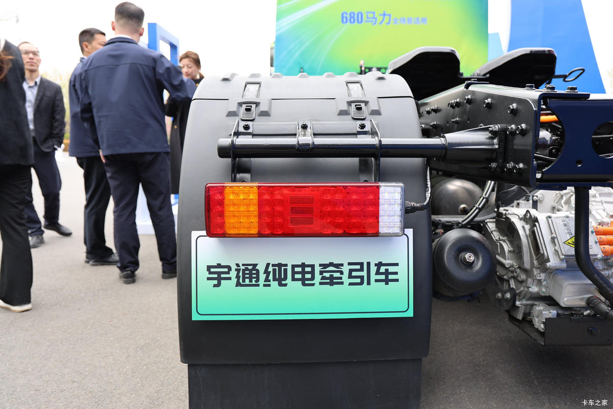 ͨؿTϵ 6X4 綯ǣ ʱ800kWh