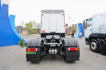 宇通重卡&nbsp;电动牵引车外观图片