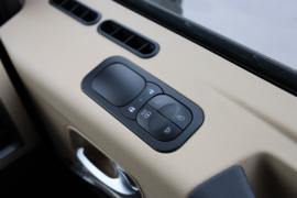 宇通重卡&nbsp;电动牵引车驾驶室图片