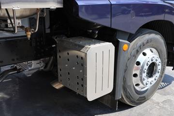 �ൺ��� ӥ; ����� 580���� 6X4 LNG�Զ���ǣ����(Һ��)ͼƬ