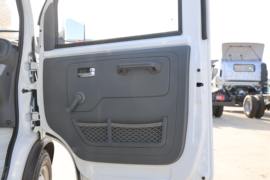 神童01&nbsp;电动载货车驾驶室图片