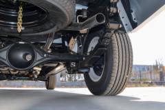 江铃 宝典 2025款 2.5T柴油 160马力 手动两驱 长轴平底箱双排皮卡