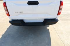 江铃 宝典 2025款 2.5T柴油 160马力 手动两驱 长轴平底箱双排皮卡