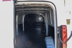 江铃汽车 E福顺 2025款 盲窗版 5.185米纯电动中轴低顶封闭货车53.58kWh