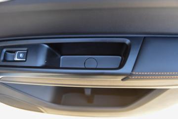 ���� ���� 2025�� 2.5T���� 160���� �Զ����� ����ƽ����˫��Ƥ��ͼƬ