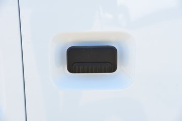 �������� E��˳ 2025�� ä���� 5.185�״��綯�����ж���ջ���53.58kWhͼƬ