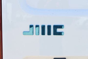 �������� E��˳ 2025�� ä���� 5.185�״��綯�����ж���ջ���53.58kWhͼƬ